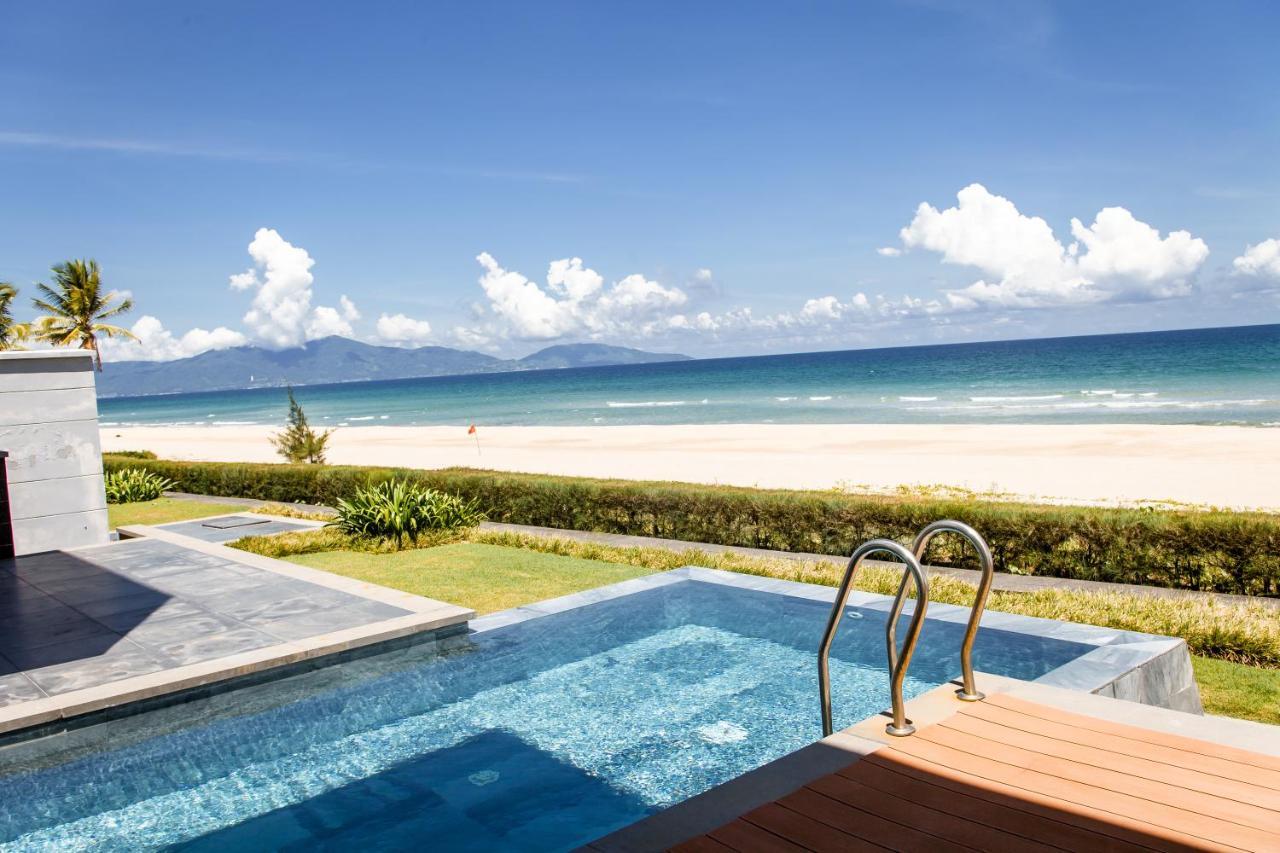 Deluxe Beach Villas By Danatrip Da Nang Esterno foto