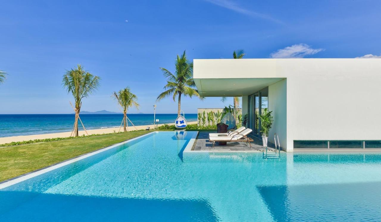 Deluxe Beach Villas By Danatrip Da Nang Esterno foto