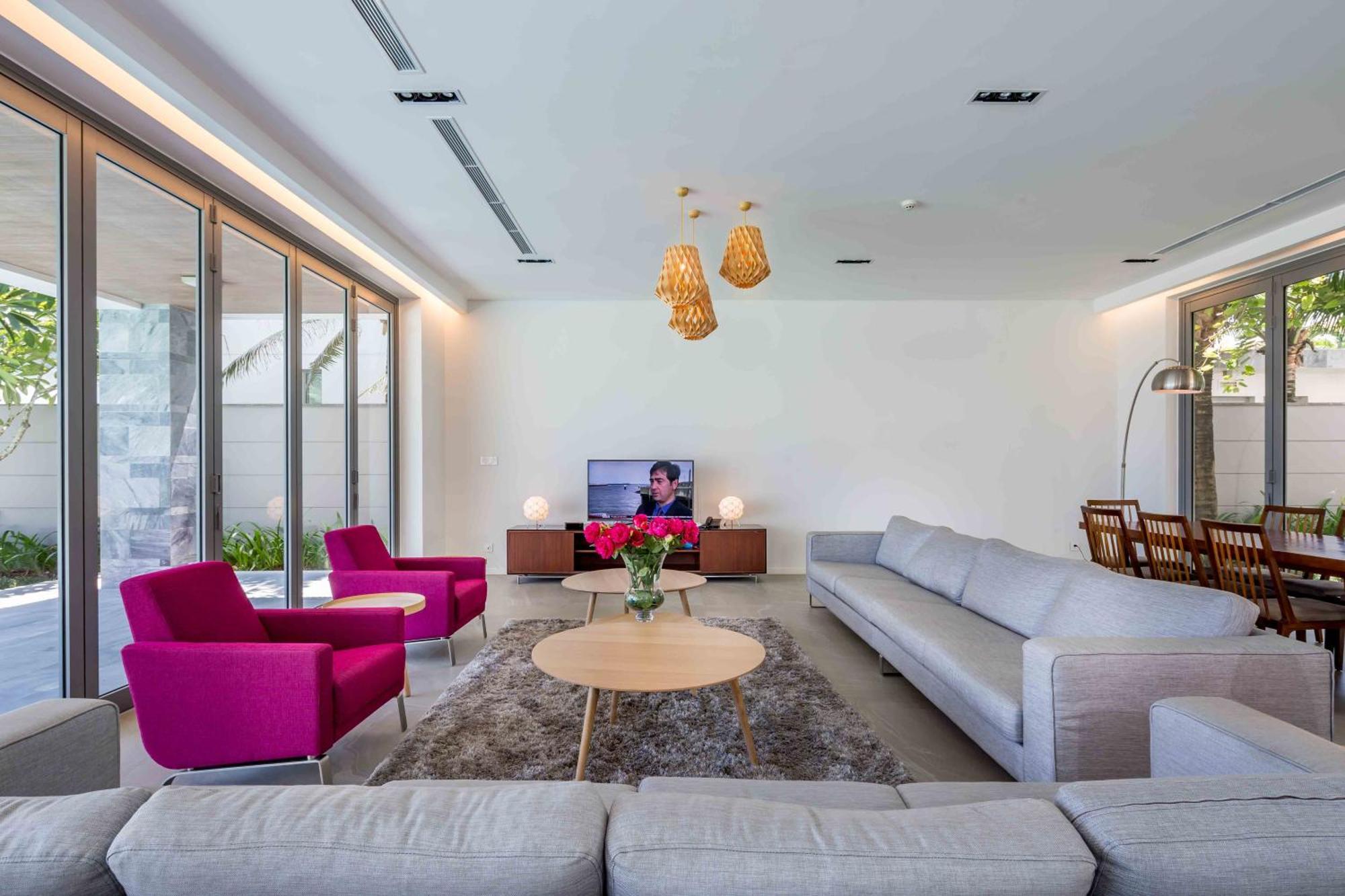 Deluxe Beach Villas By Danatrip Da Nang Esterno foto