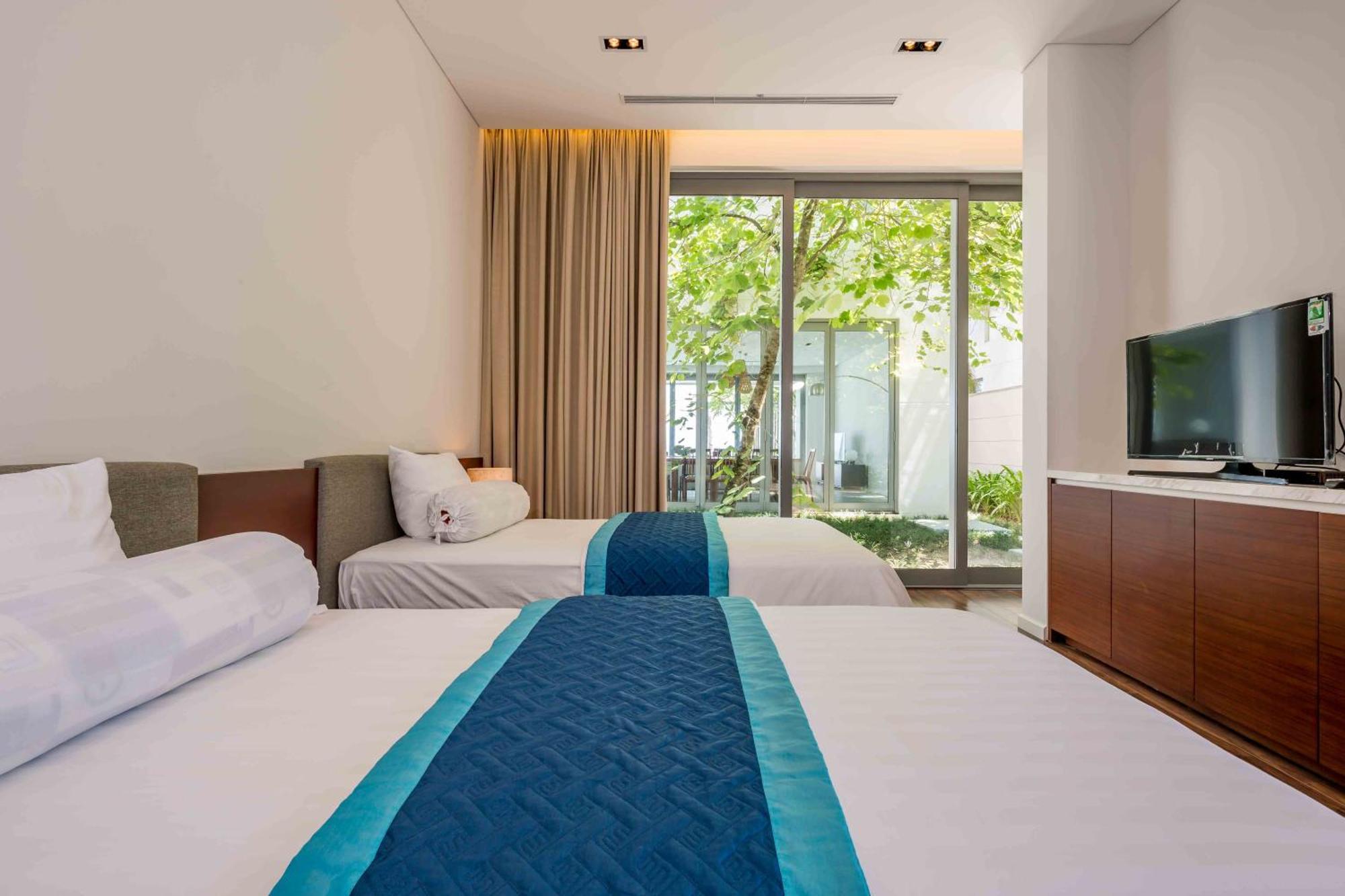 Deluxe Beach Villas By Danatrip Da Nang Esterno foto